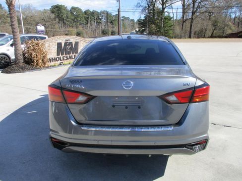 Used 2021 Nissan Altima 2.5 SV image 24