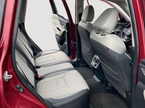 Used 2021 Subaru Forester Premium image 14