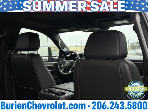Used 2024 Chevrolet Silverado 3500 High Country w/ High Country Premium Package AWD/4WD image 25