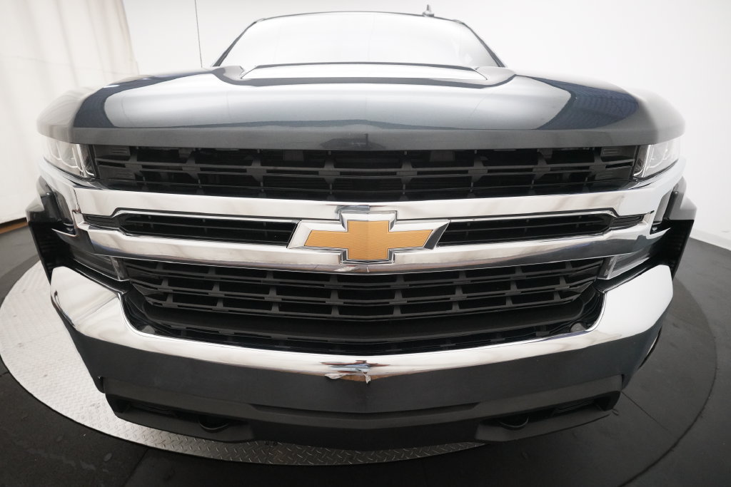Used 2022 Chevrolet Silverado 1500 LT AWD/4WD image 21