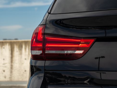 Used 2018 BMW X5 xDrive35i AWD/4WD image 10
