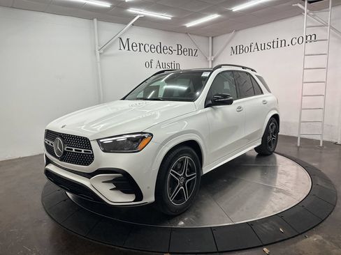 Used 2026 Mercedes-Benz GLE 450 4MATIC image 3