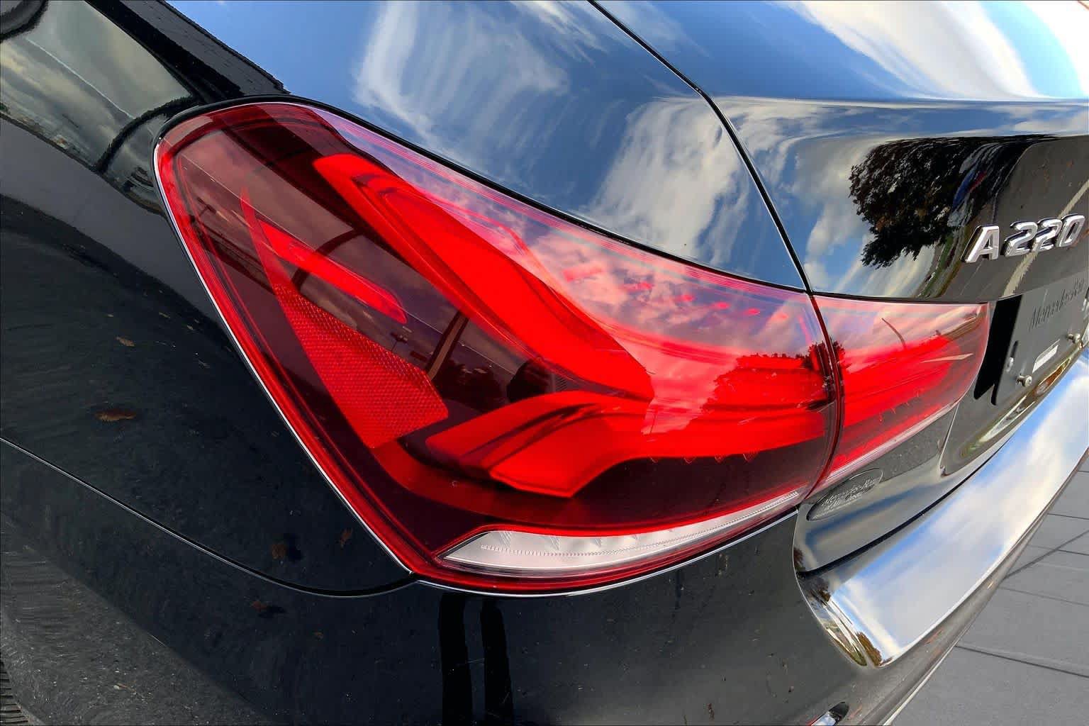 Used 2019 Mercedes-Benz A 220 4MATIC image 26