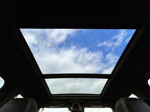 Used 2024 RAM 1500 Limited image 12