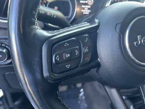 Used 2021 Jeep Wrangler Unlimited Sport image 15