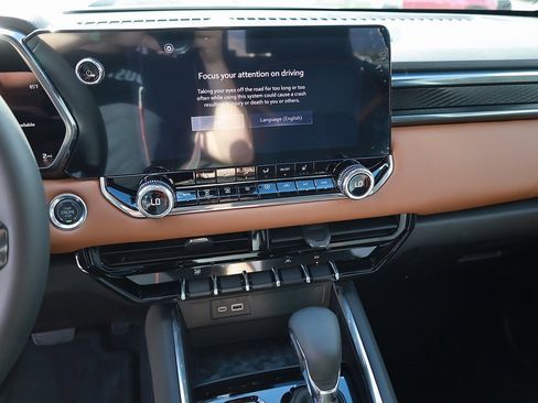 New 2026 GMC Canyon AT4 image 15