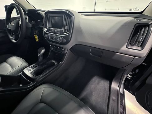 Used 2022 Chevrolet Colorado W/T w/ Custom Special Edition AWD/4WD image 29