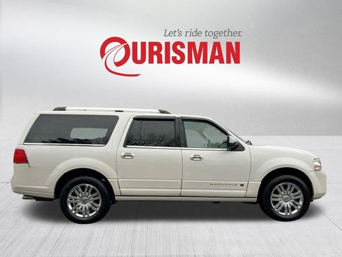 Used 2014 Lincoln Navigator L 4WD image 4