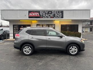 Used 2015 Nissan Rogue SV video 1