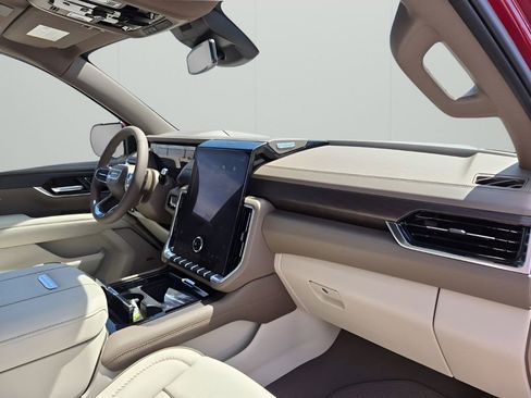 New 2026 GMC Yukon Denali image 14