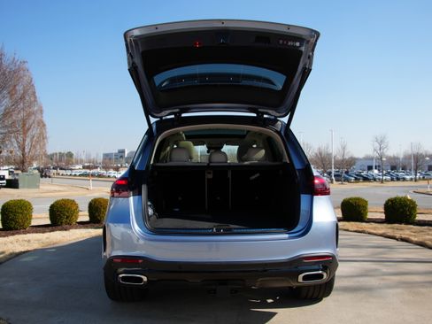 New 2026 Mercedes-Benz GLE 450 4MATIC image 9