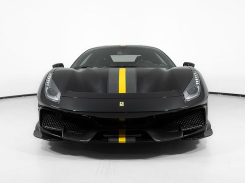 Used 2019 Ferrari 488 Pista Coupe RWD image 14