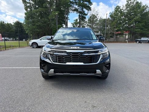 Certified 2025 Kia Seltos S AWD/4WD image 3