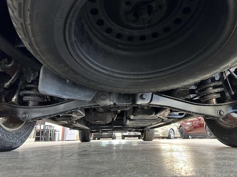 Used 2008 Ford Explorer Sport Trac XLT image 32