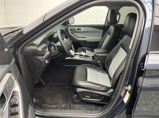 Used 2023 Ford Explorer XLT w/ Equipment Group 202A video 3