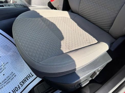 Used 2020 Ford Escape SE FWD image 17
