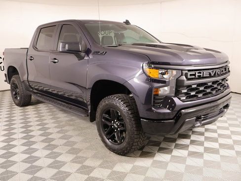 Used 2024 Chevrolet Silverado 1500 Custom Trail Boss w/ Dark Appearance Package image 1