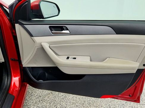 Used 2018 Hyundai Sonata SEL FWD image 24