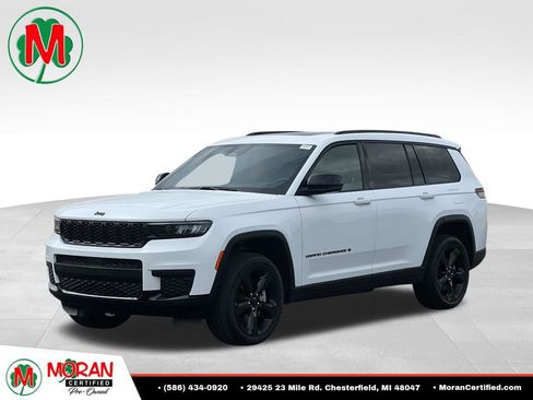 Used 2024 Jeep Grand Cherokee L Altitude AWD/4WD image 1