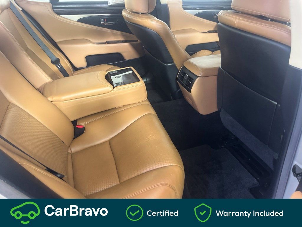 Used 2014 Lexus LS 460 AWD w/ Comfort Package image 18