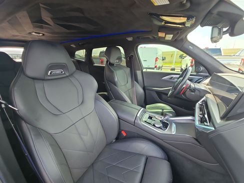 Used 2023 BMW XM AWD/4WD image 32