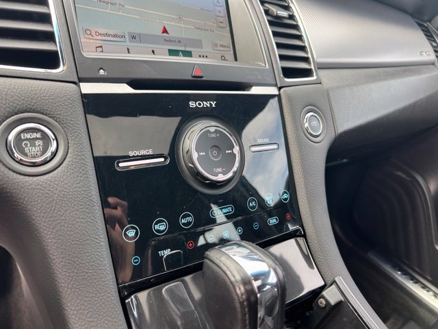 Certified 2018 Ford Taurus SHO AWD/4WD image 15