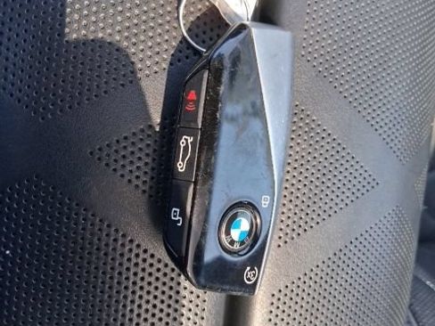 Used 2023 BMW 740i RWD image 22