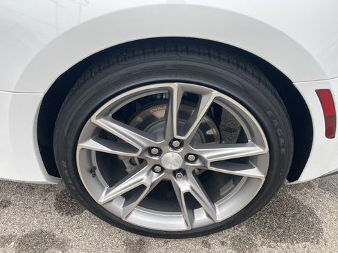 Used 2021 Chevrolet Camaro LT w/ RS Package image 32