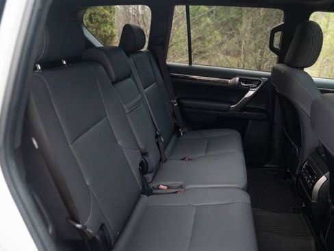 Used 2023 Lexus GX 460 Premium image 38