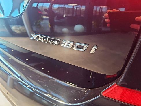 Used 2020 BMW X3 xDrive30i w/ M Sport Package 2 image 9