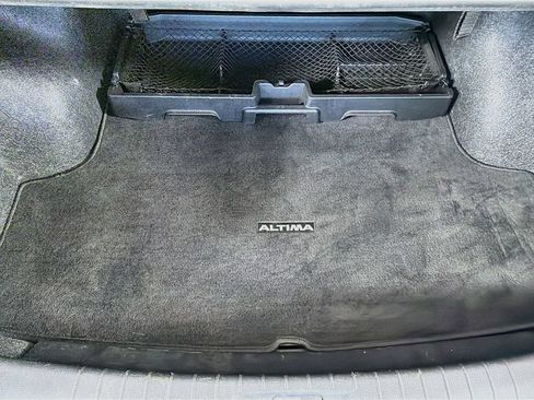 Used 2022 Nissan Altima 2.5 SR FWD image 14