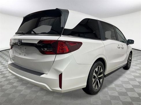 New 2026 Honda Odyssey EX-L image 6