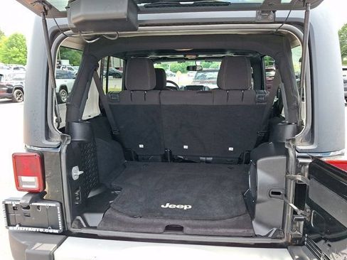 Used 2013 Jeep Wrangler Unlimited Sahara w/ Trailer Tow Group AWD/4WD image 32