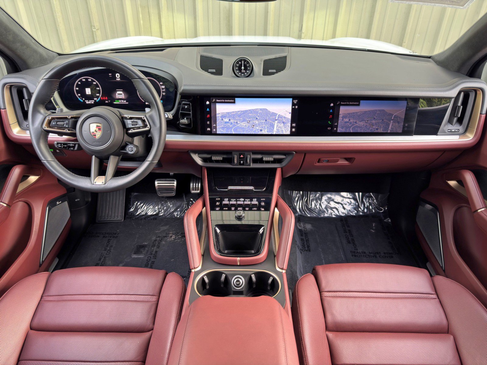 Used 2024 Porsche Cayenne Turbo AWD/4WD image 13