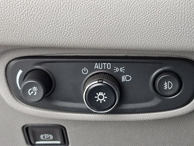 Used 2021 GMC Terrain SLT FWD image 25