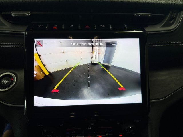 Used 2023 Jeep Grand Cherokee L Limited AWD/4WD image 15