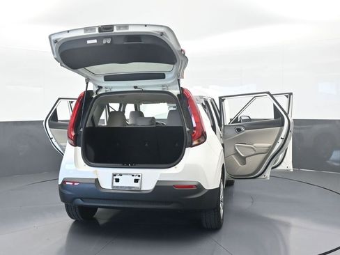 Used 2021 Kia Soul LX image 68