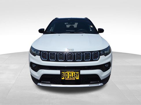 Used 2025 Jeep Compass Limited AWD/4WD image 9