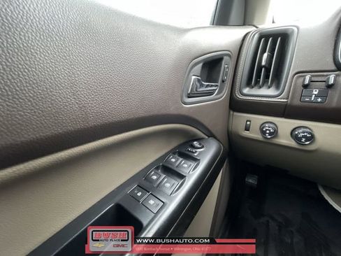 Used 2017 GMC Canyon SLT image 17
