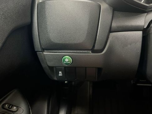 Used 2015 Honda Fit EX-L image 18