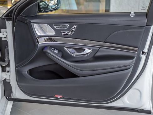 Used 2015 Mercedes-Benz S 550 Sedan image 63