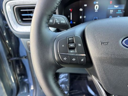 New 2025 Ford Maverick XLT w/ Equipment Group 301A image 17