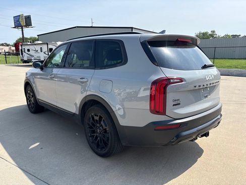 Used 2022 Kia Telluride EX w/ EX Premium Package AWD/4WD image 5