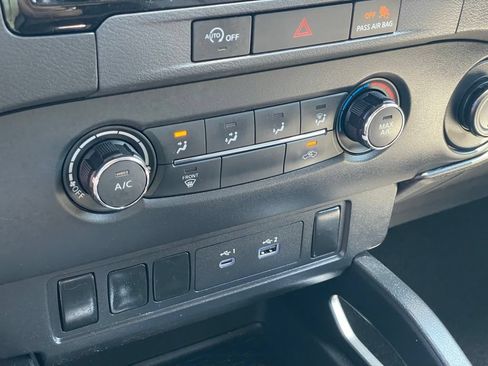 Certified 2024 Nissan Frontier SV AWD/4WD image 23