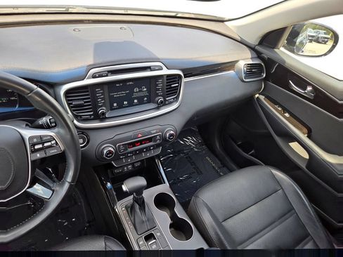 Used 2019 Kia Sorento EX FWD image 21