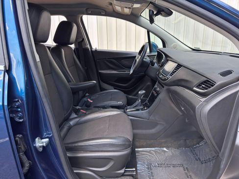 Used 2020 Buick Encore Preferred w/ Safety Package FWD image 14