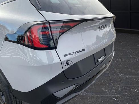 New 2026 Kia Sportage X-Line w/ X-Line Premium Package image 40