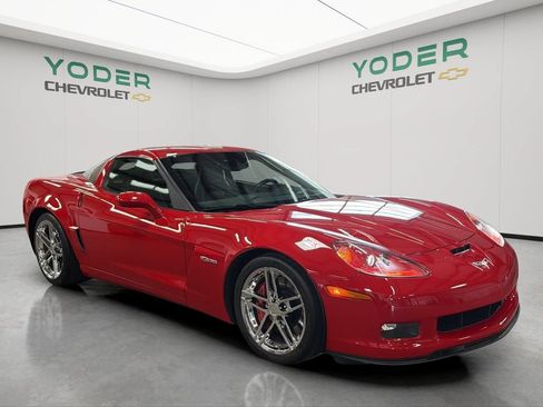 Used 2008 Chevrolet Corvette Z06 w/ Preferred Equipment Group RWD image 2