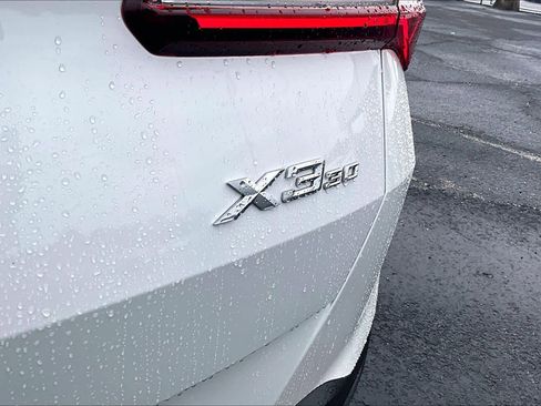 Certified 2025 BMW X3 xDrive30i image 10