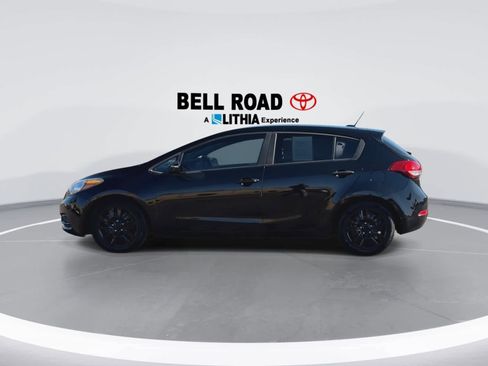 Used 2016 Kia Forte LX image 5